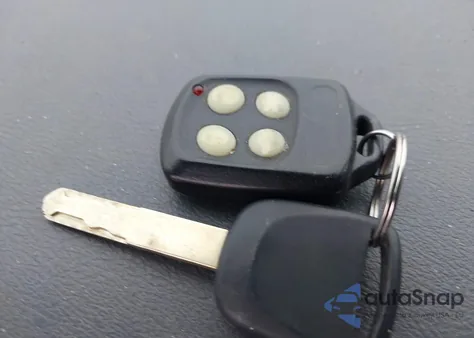 2004 Honda Element Ex z USA, uszkodzony, nr VIN 5J6YH28544L024128